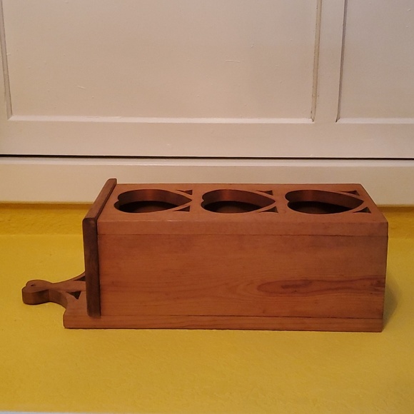 Handcrafted Wooden Cubby - Picture 5 of 9